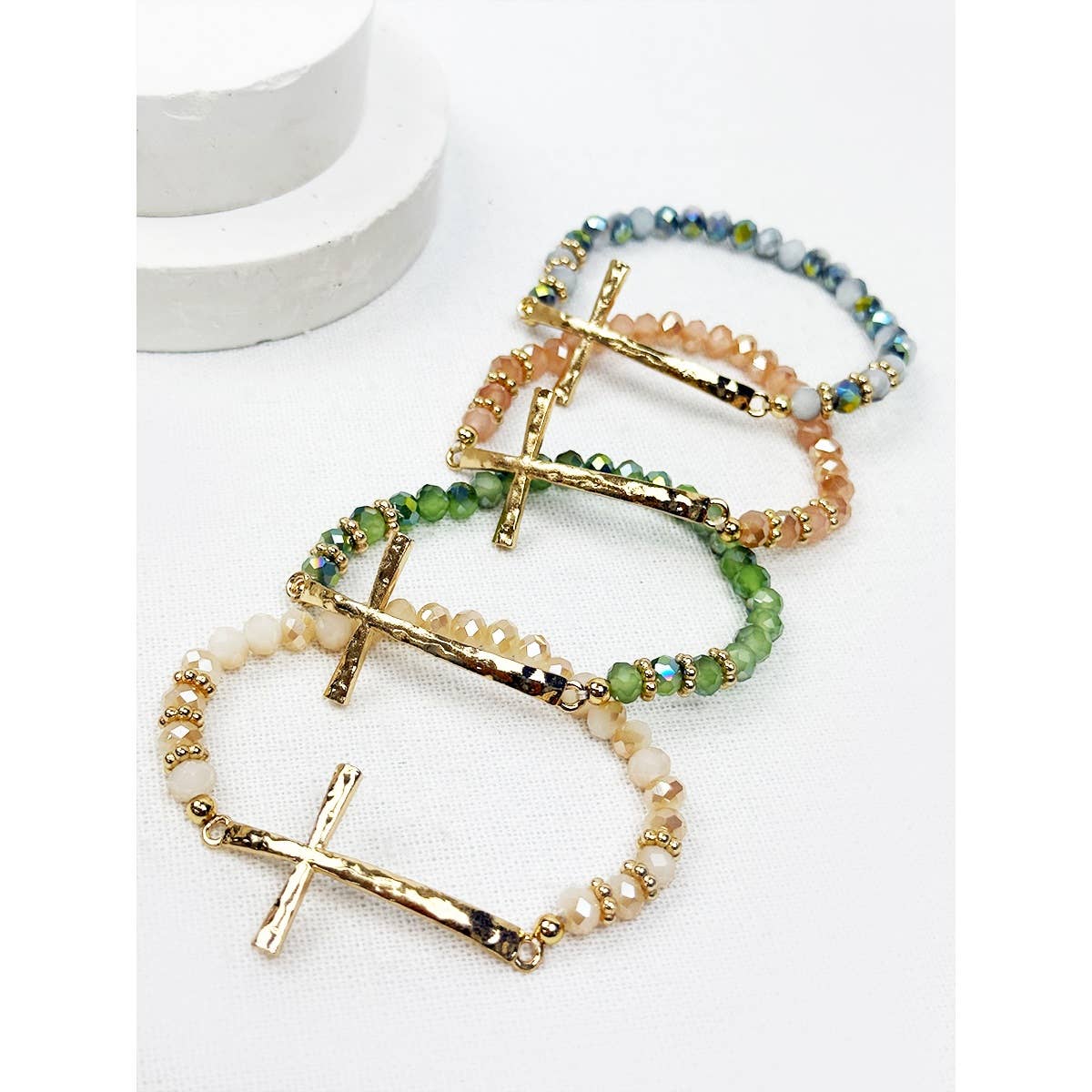 Hammered Cross Bead Stretch Bracelet