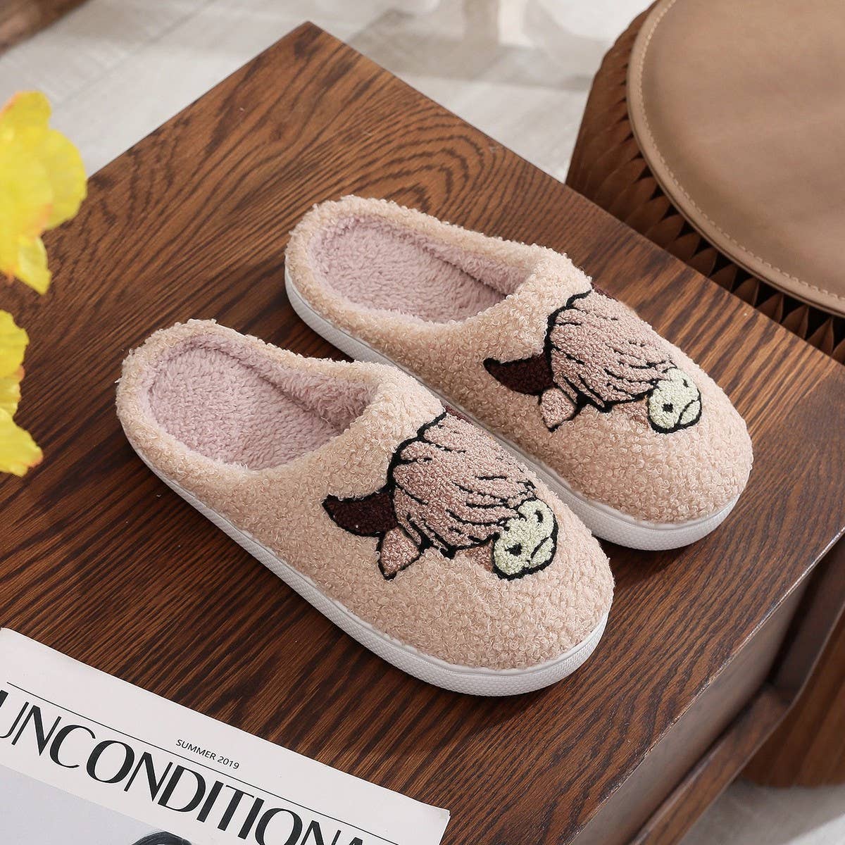 Highland Cow Plush Slippers With Rubber Sole