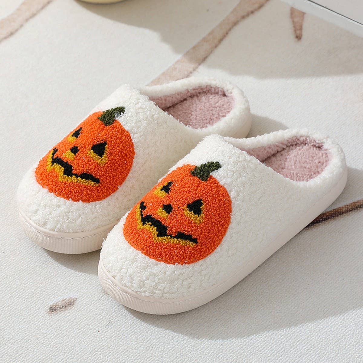 HALLOWEEN PUMPKIN SHAPED WARM SLIPPERS