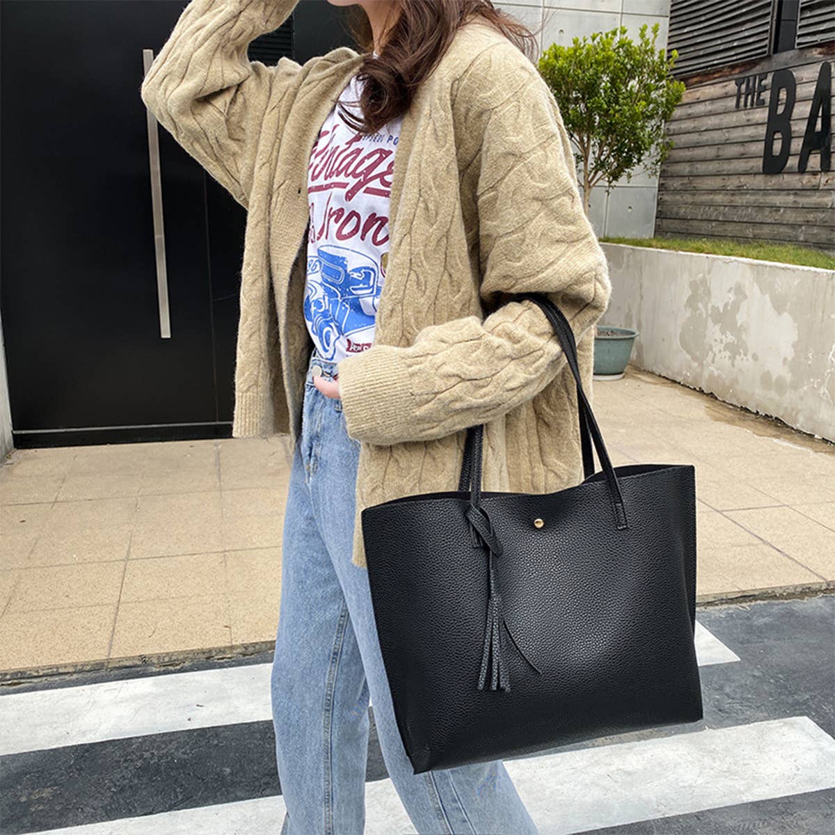 Big Capacity Tassel Tote Handbag Red